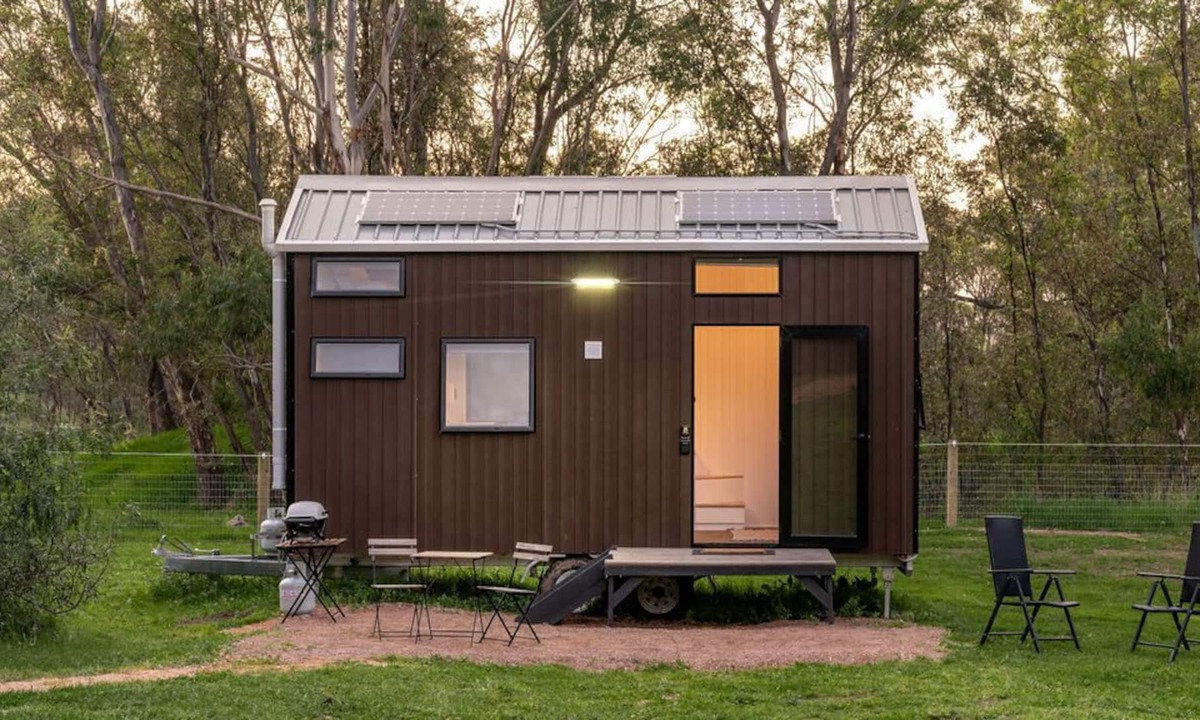 Tarrengower House | The Pony Paddock Summ