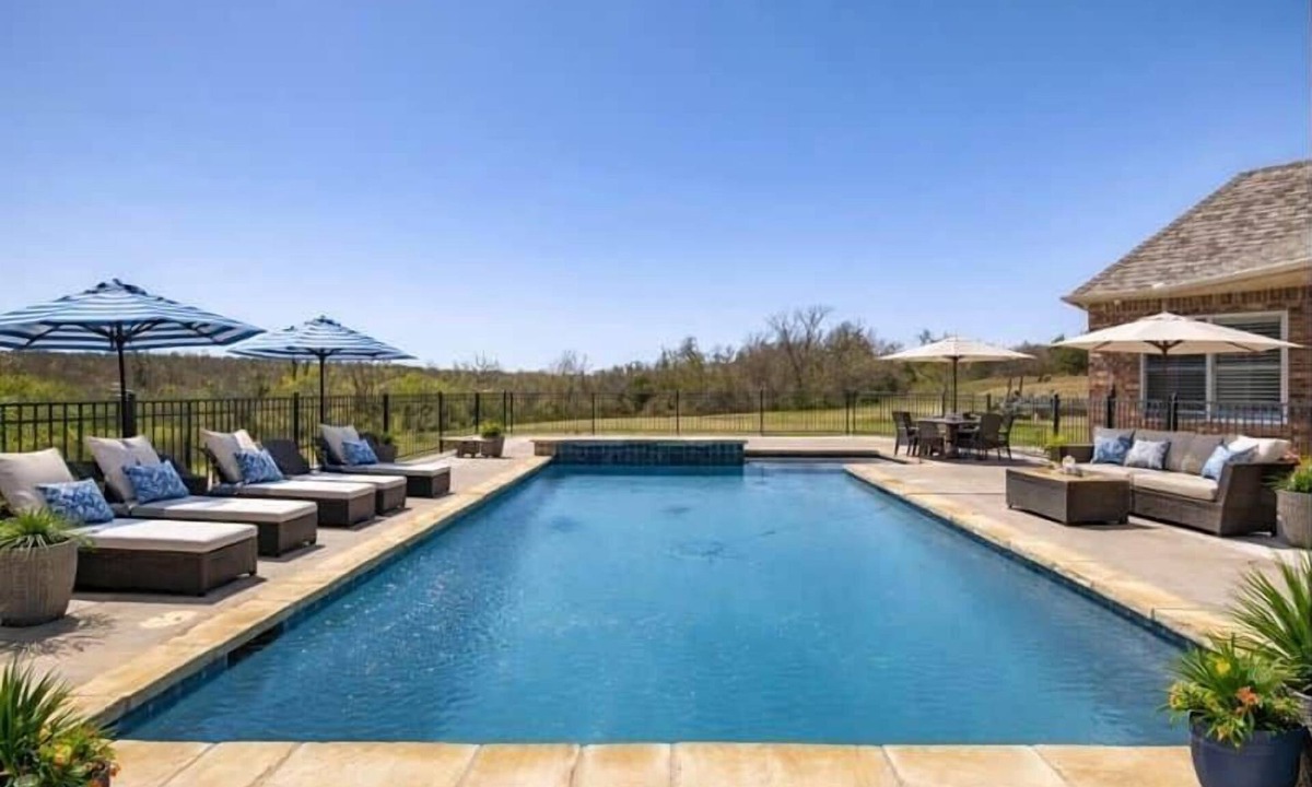Choctaw House | The Pool House at All Star Sports Village