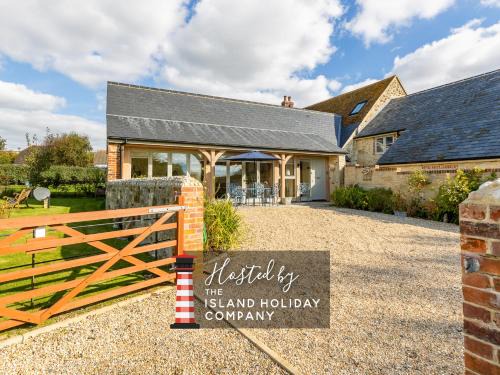 Newport House | The Poppies