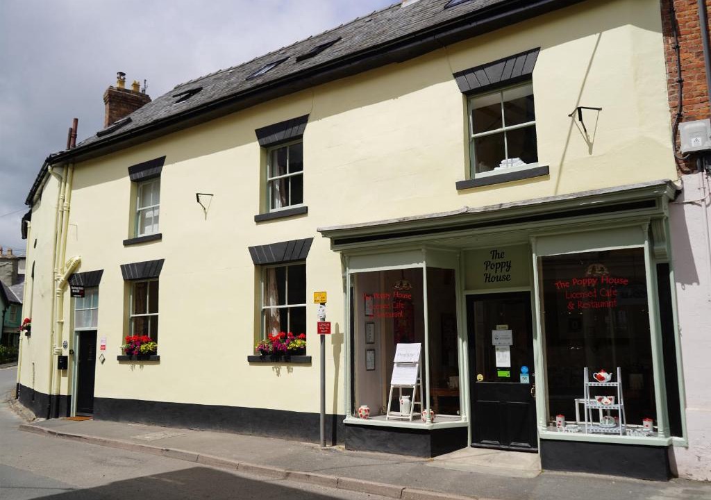 Bishops Castle House | The Poppy House
