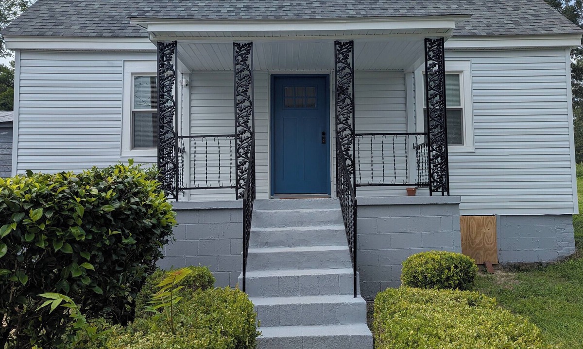 Augusta House | The Porter Blue