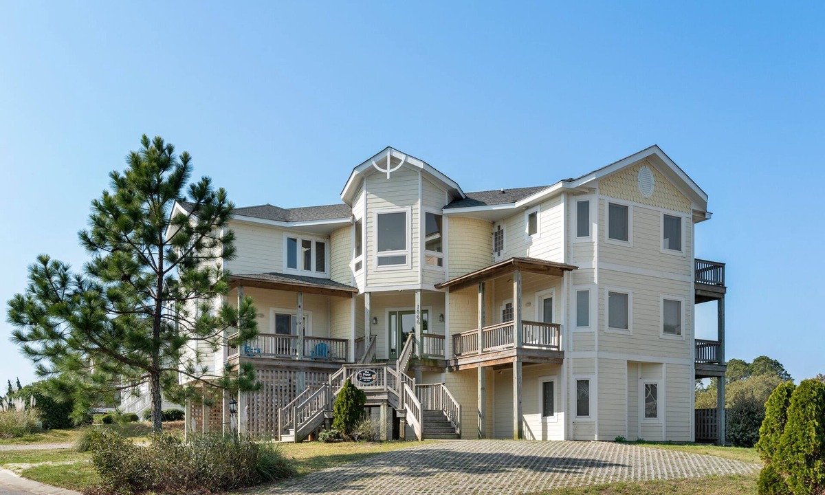 Corolla Light House | The Pour House: Oceanside, Private Pool, Spa