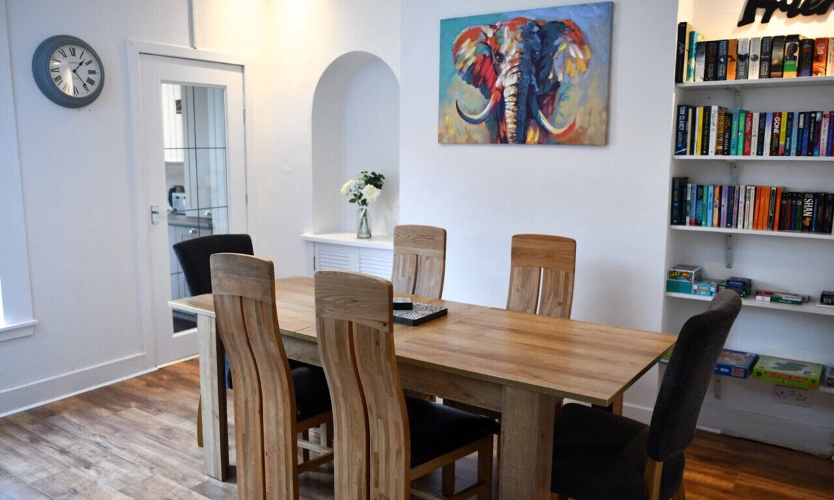 Prestwick Villa | The Prestwick Pad - 4 bed Detached Villa