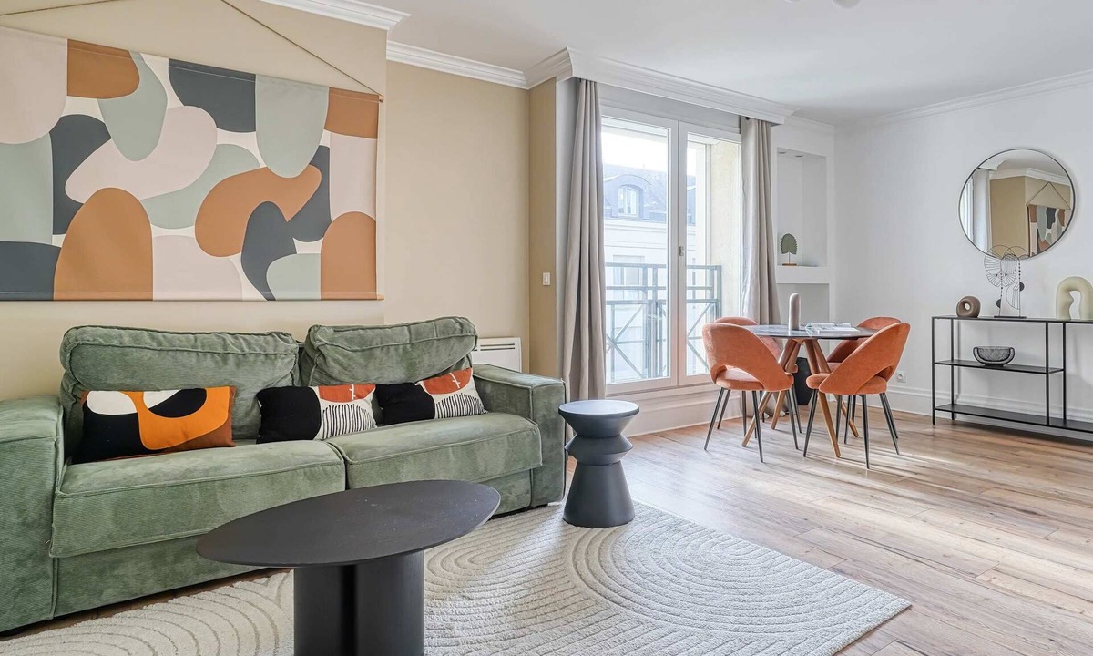 Saint-Louis Condo | The Prism - In the heart of Versailles