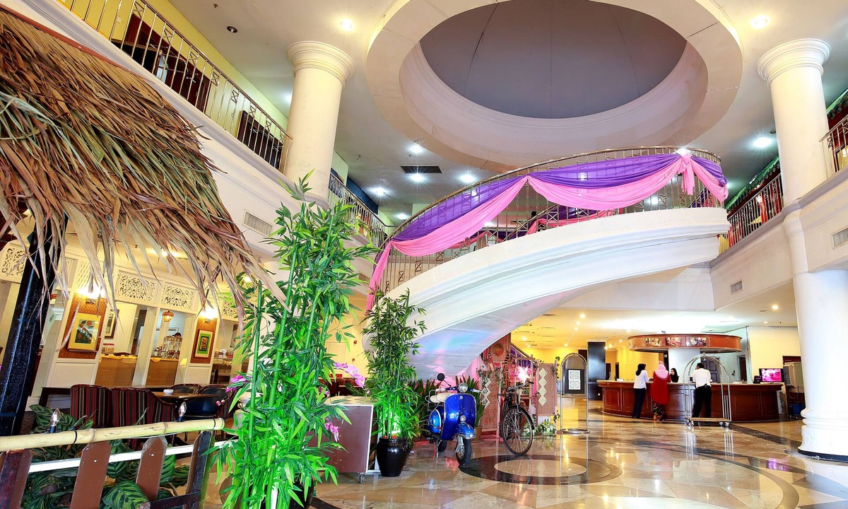 Kampung Guar Syed Alwi Hotel | The Putra Regency Hotel
