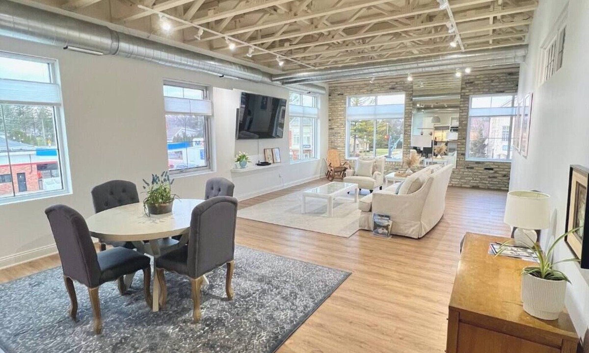 Grafton Apartment | The Quarters | Suite 2