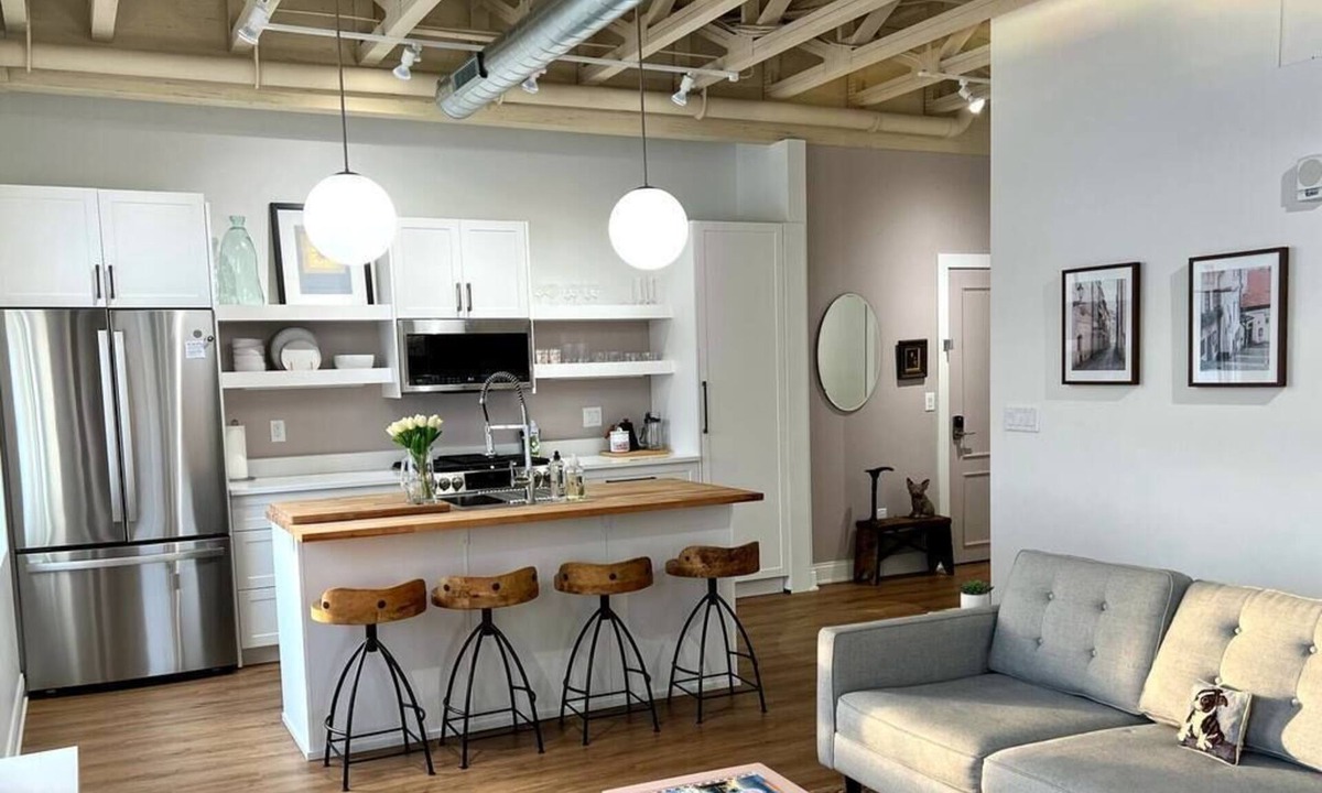 Grafton Apartment | The Quarters | Suite 4