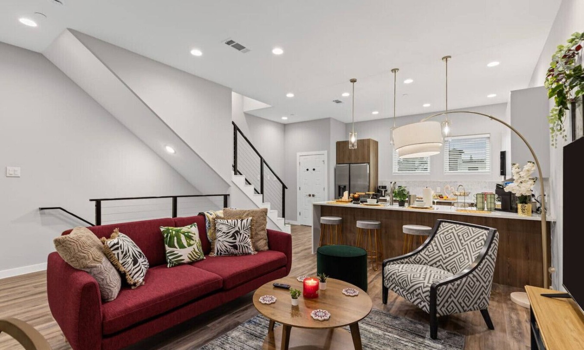 Fort Worth House | The Quartz 2BD TH: 7ST Walkable, JOYfull & Comfy!