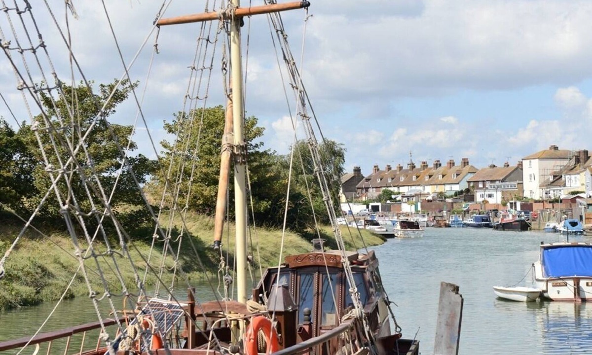 Queenborough Bed & Breakfast | The Queen Phillippa