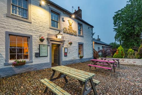 Warwick-on-Eden Hotel | The Queens