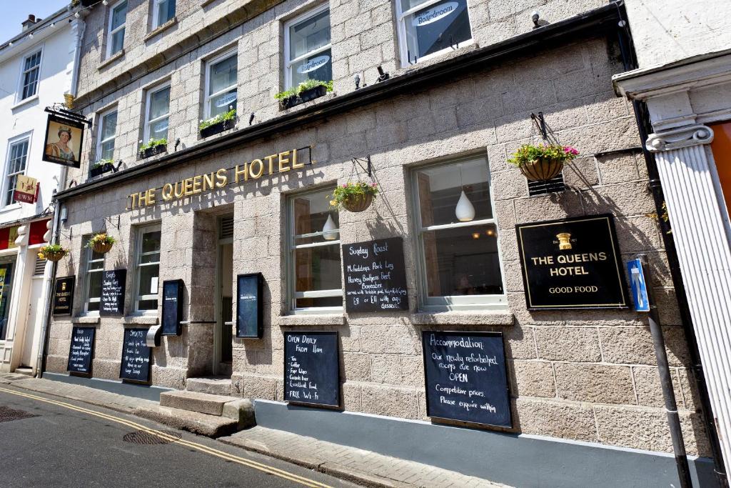St Ives House | The Queens St Ives