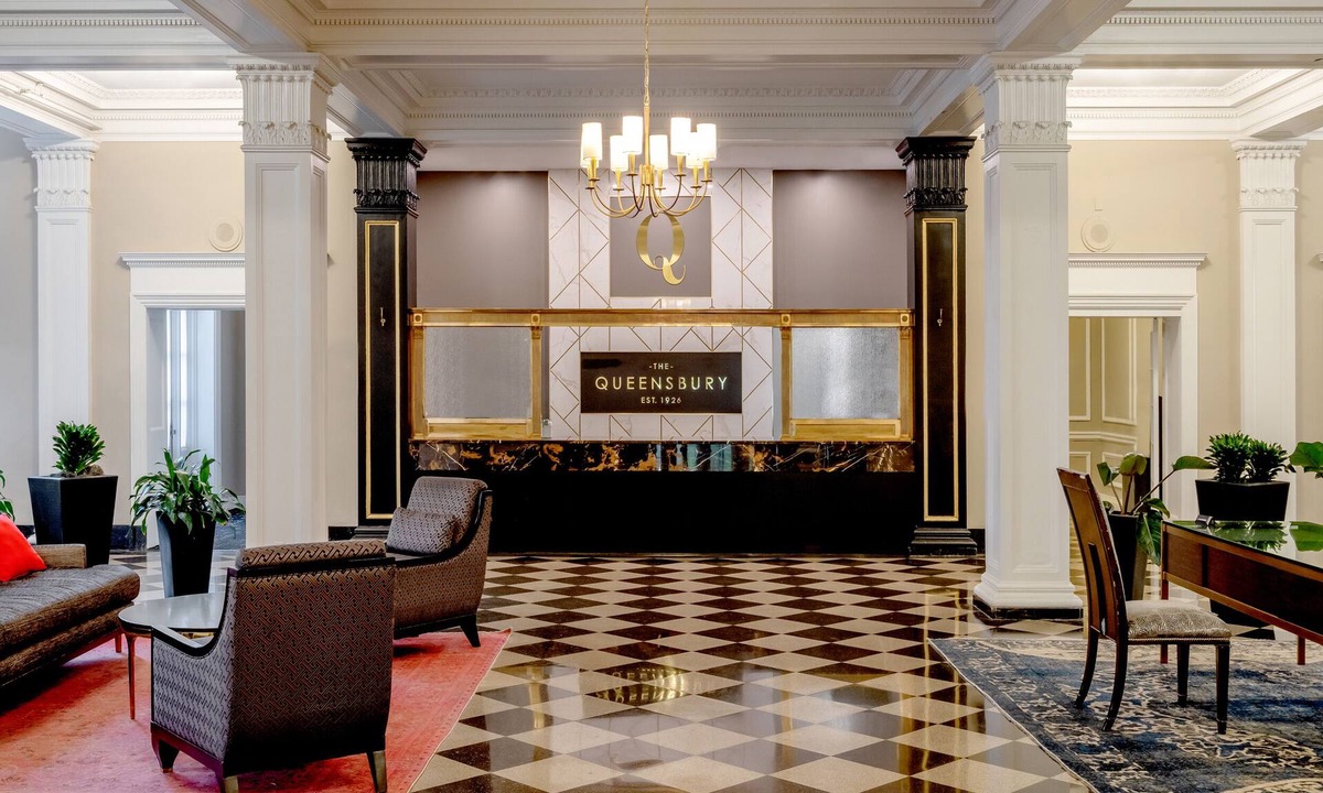 Glens Falls Hotel | The Queensbury Hotel