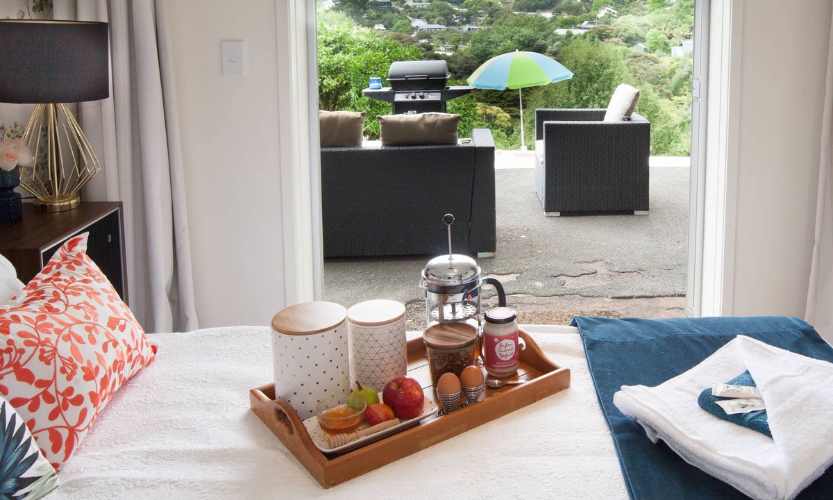 Raglan Apartment | The Queenslander Raglan