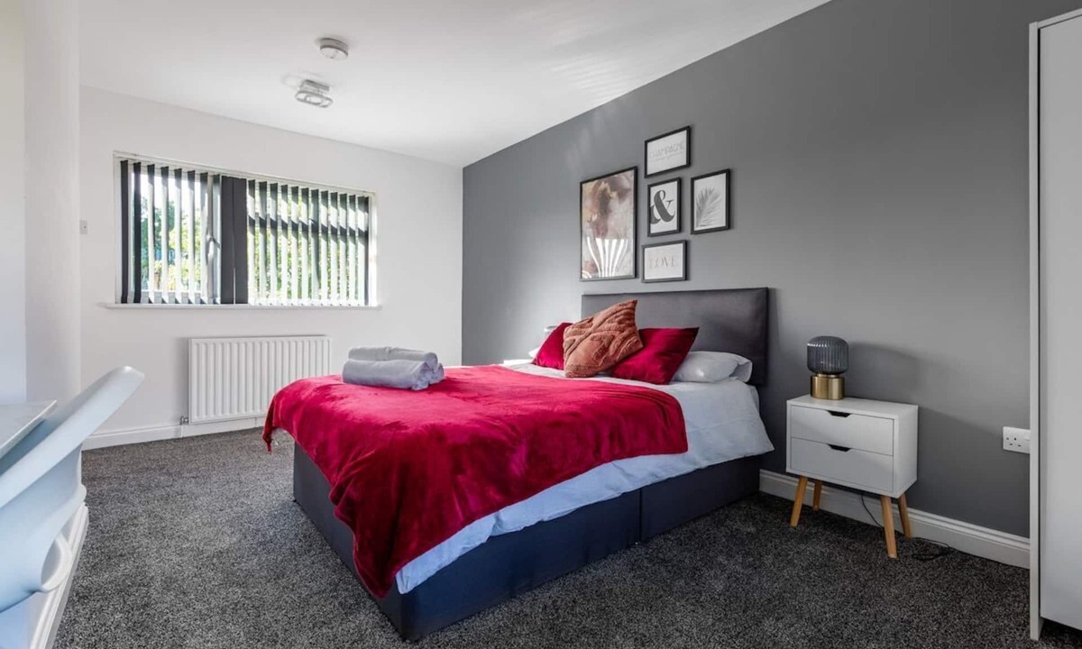 Northampton House | The Quiet Retreat House