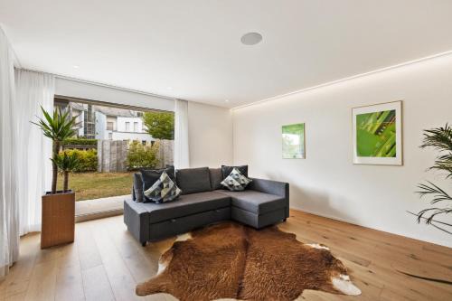 Dietikon District Apartment | The R Apartment Uetliberg Parken - Wallbox