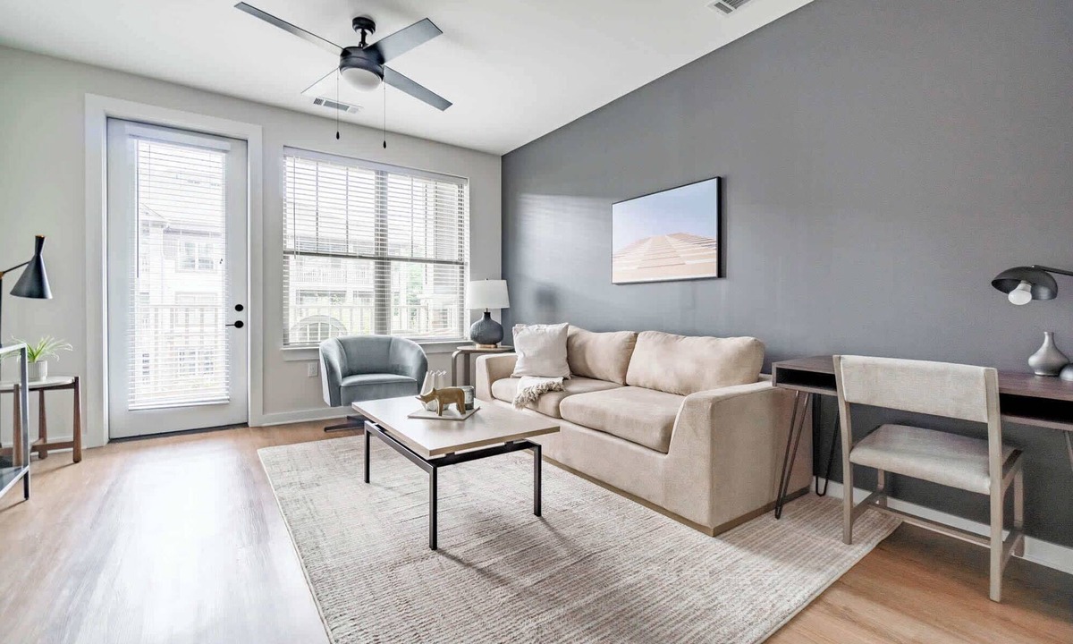 Northeast Raleigh Apartment | The Raleigh Vibe I Vibe 8776