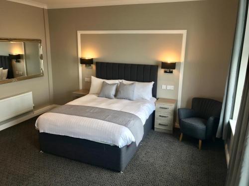 Corby Hotel | The Raven Hotel
