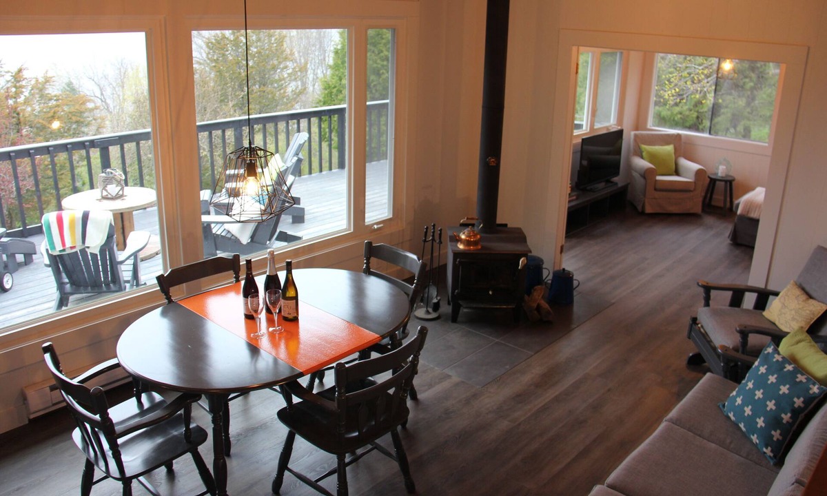 Bongard Cottage | The Raven's Nest - Prince Edward County - STA 2020-0013