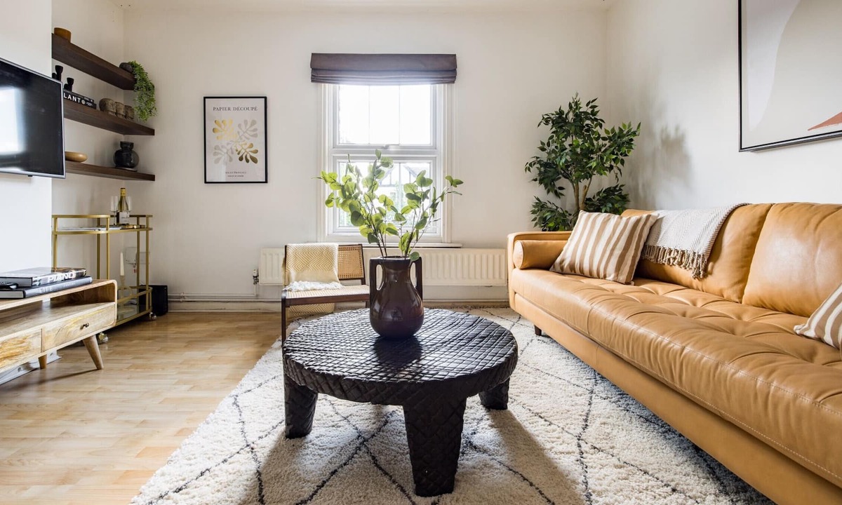 Earley Apartment | The Reading Wonder - Stunning 2BDR Flat with Parking