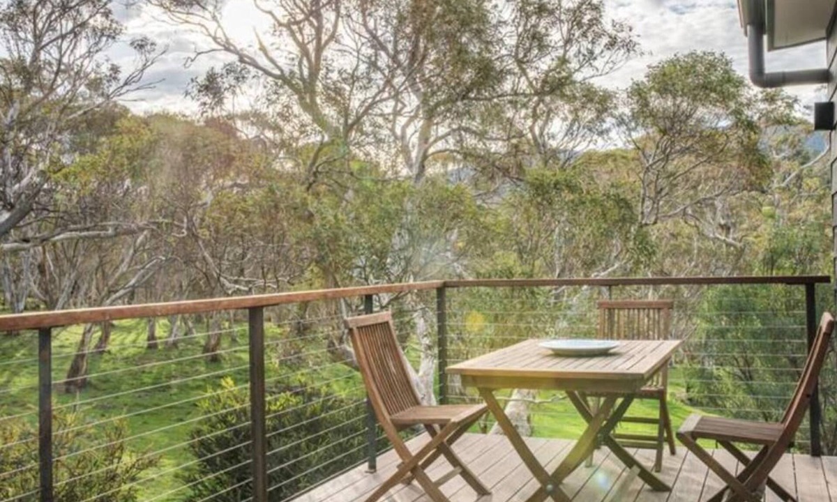 Lee Bed & Breakfast | The Red Door B&B