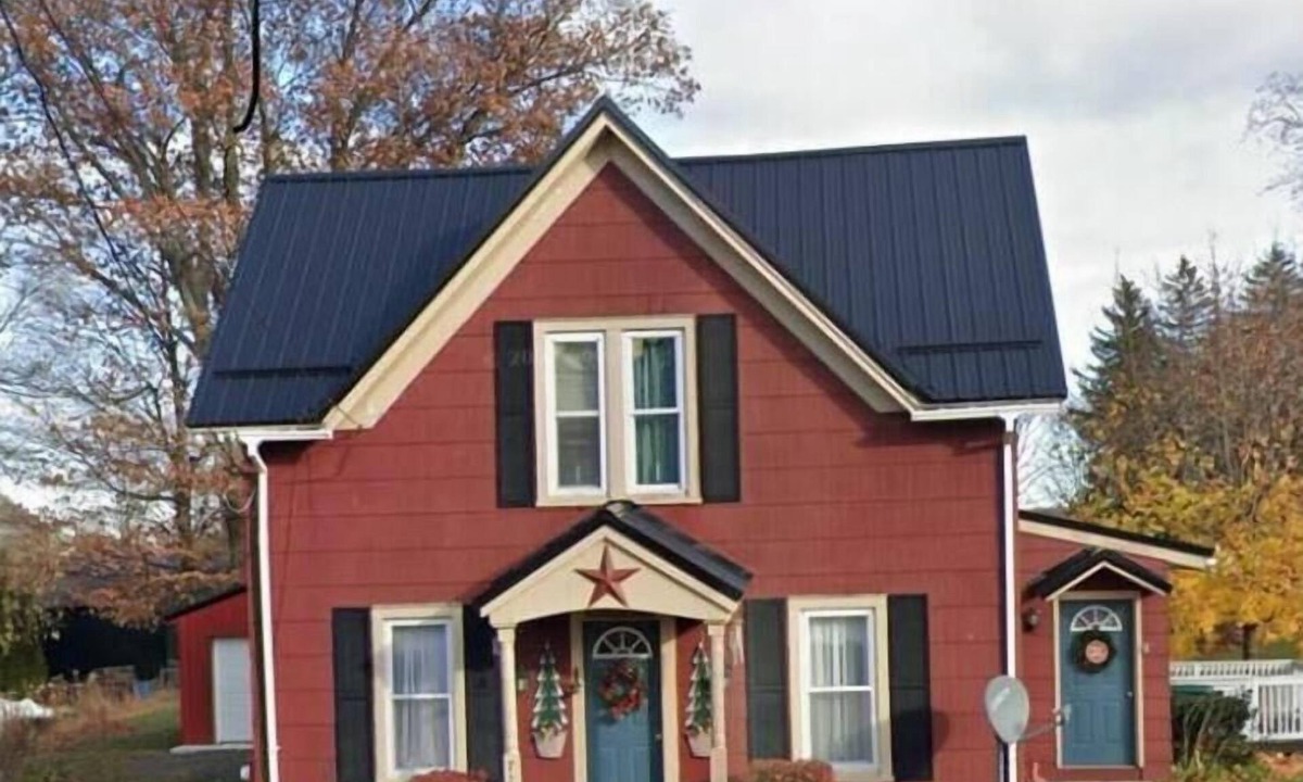 Sodus Point House | The Red House