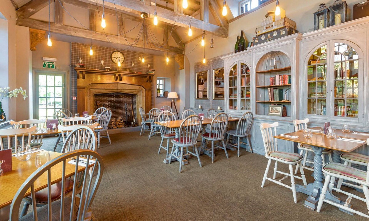 East Haddon Hotel | The Red Lion