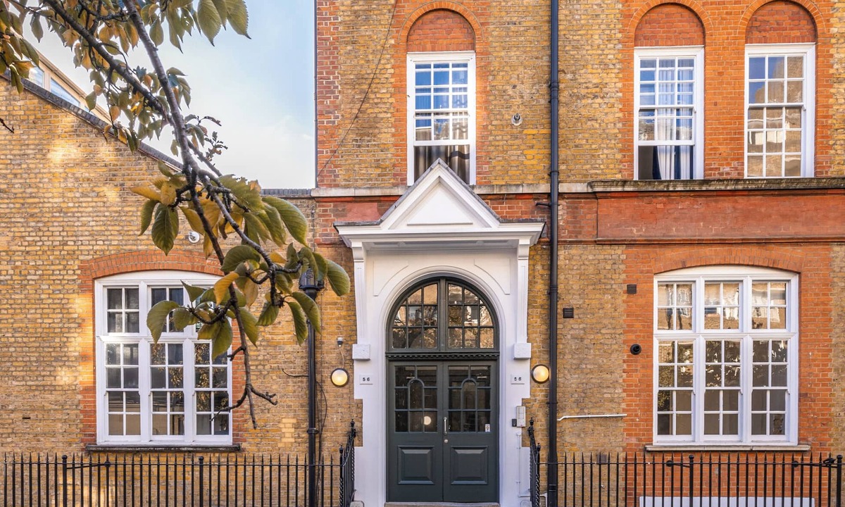 Vincent Square Apartment | The Regency - Serviced Apartments