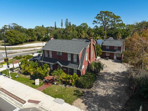 Central Sarasota Hotel | The Reserve Retreat