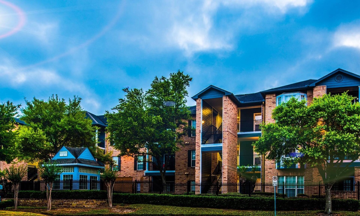 Texas Medical Center Apartment | The Reside