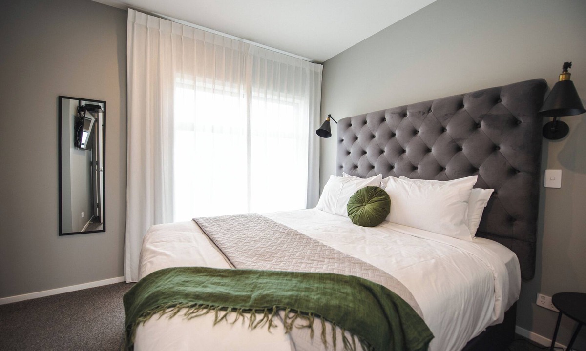 Fitzroy Apartment | The Residence Apartment Three