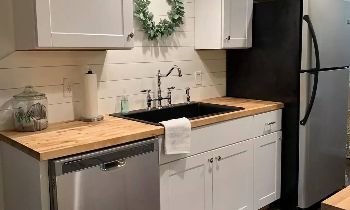 Lexington House | The Restful Ranch