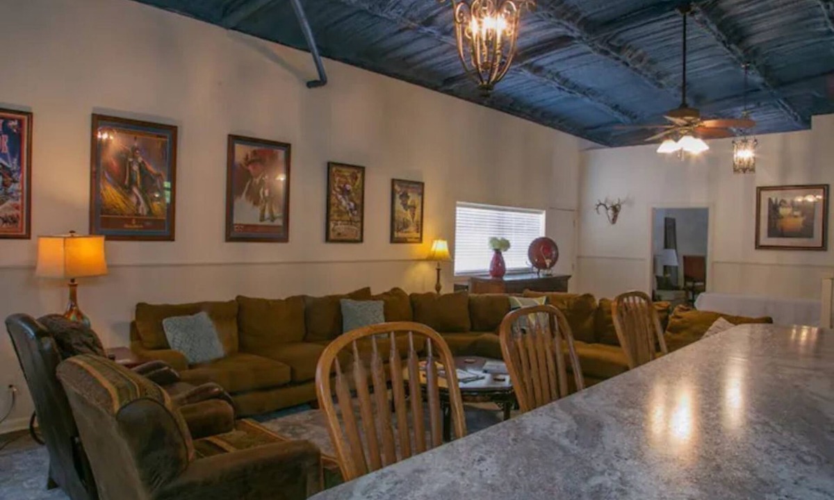 Richland Springs Other | The Retreat in Richland Springs
