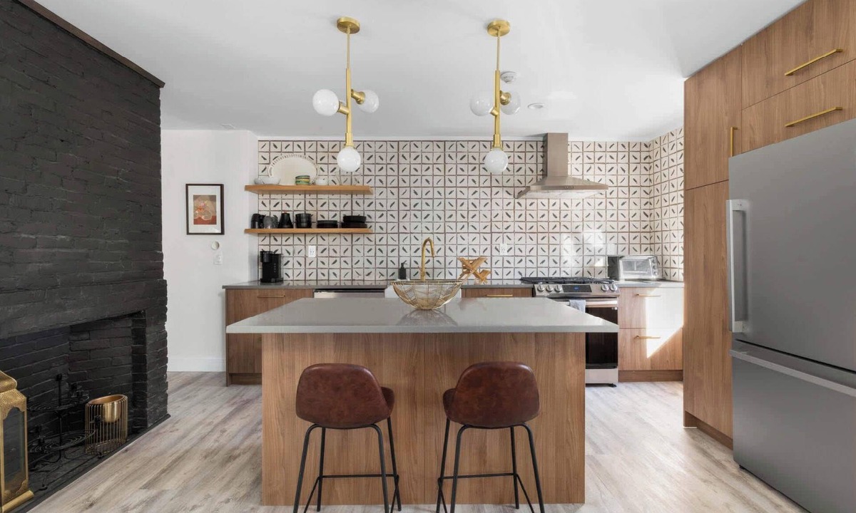 Warren House | The Return - Multi-Unit Retreat - Sleeps 16 - Spa