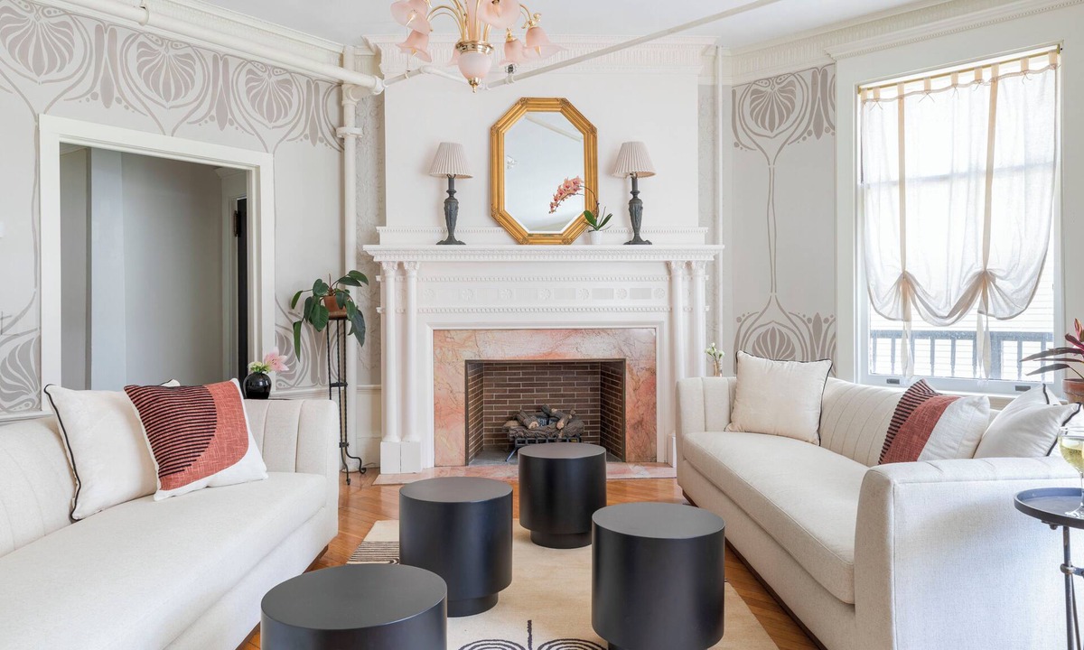 Adams House | The Revival House