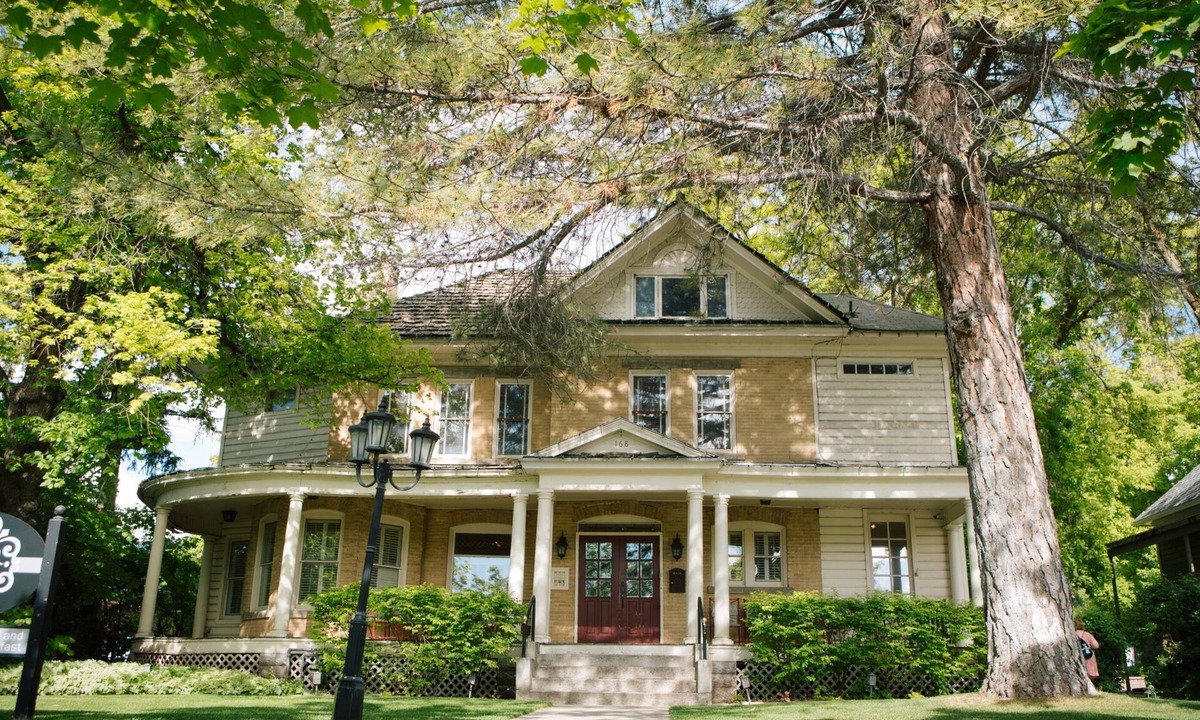 Logan Bed & Breakfast | The Riter Mansion