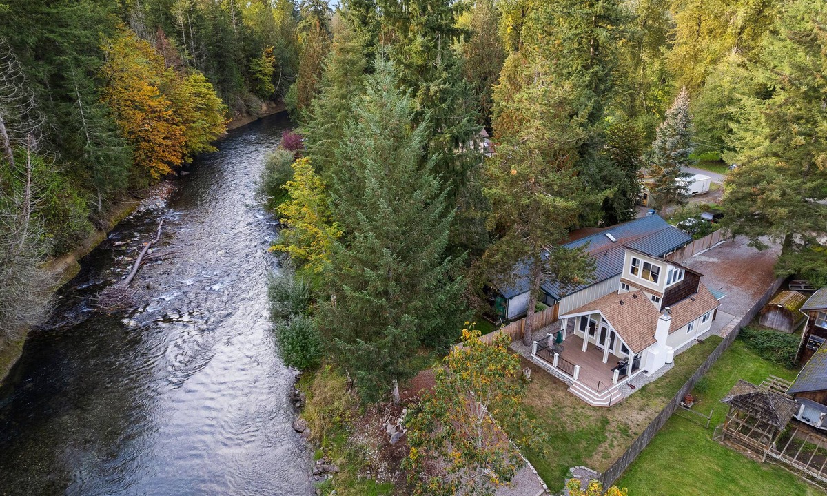 Hobart House | The River House ~ Maple Valley