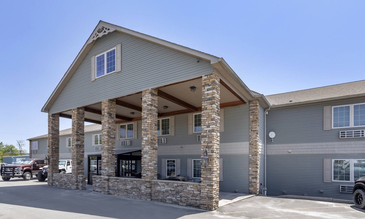Towanda Hotel | The Riverstone Inn