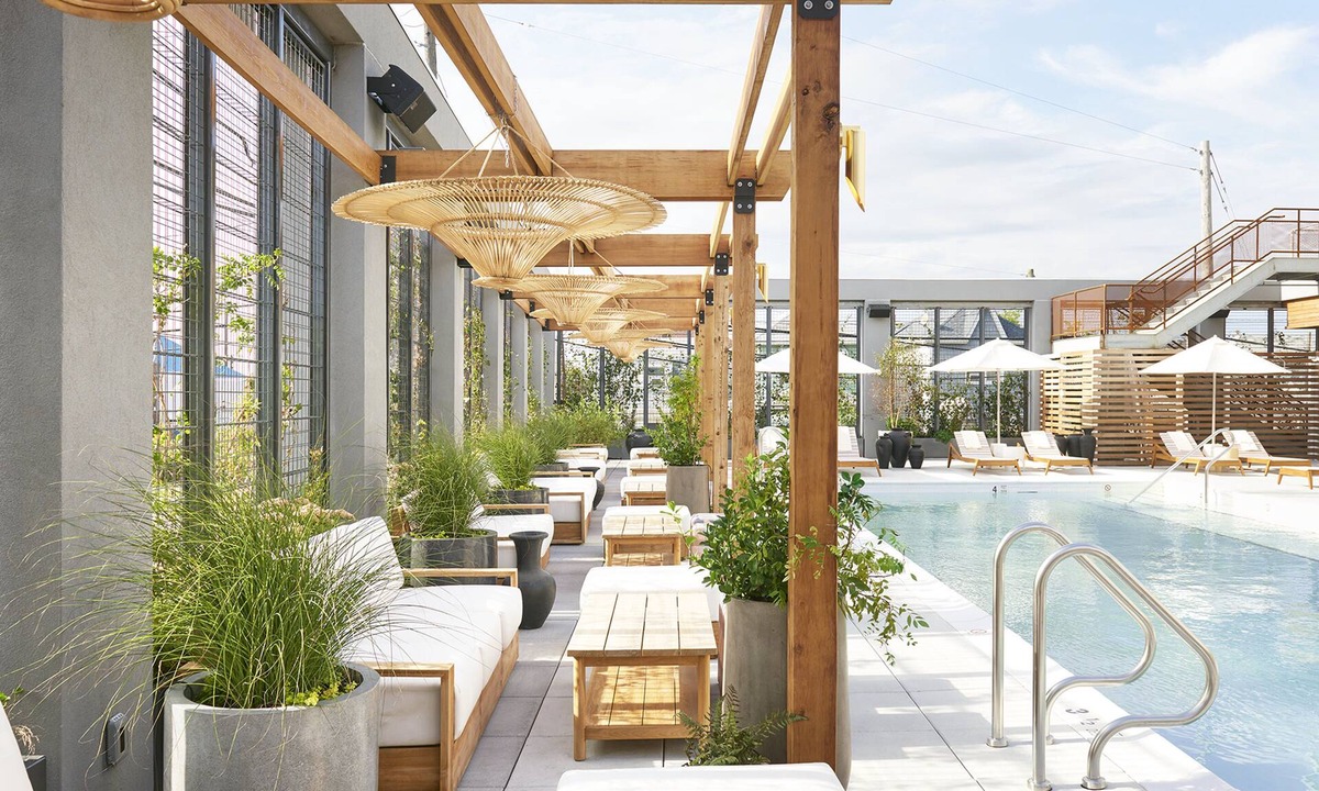 Queens Hotel | The Rockaway Hotel