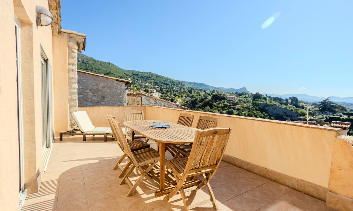 Tourrettes-sur-Loup House | The Rockhouse