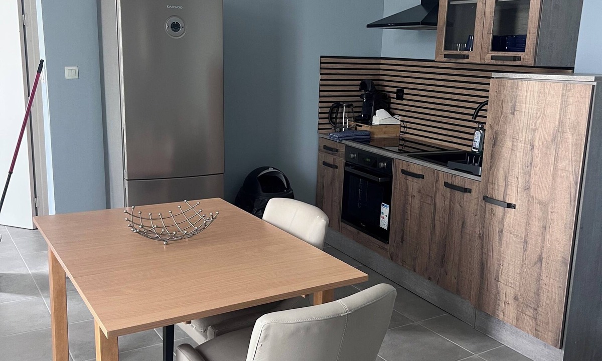 La Reole Apartment | The Rolaise Escape