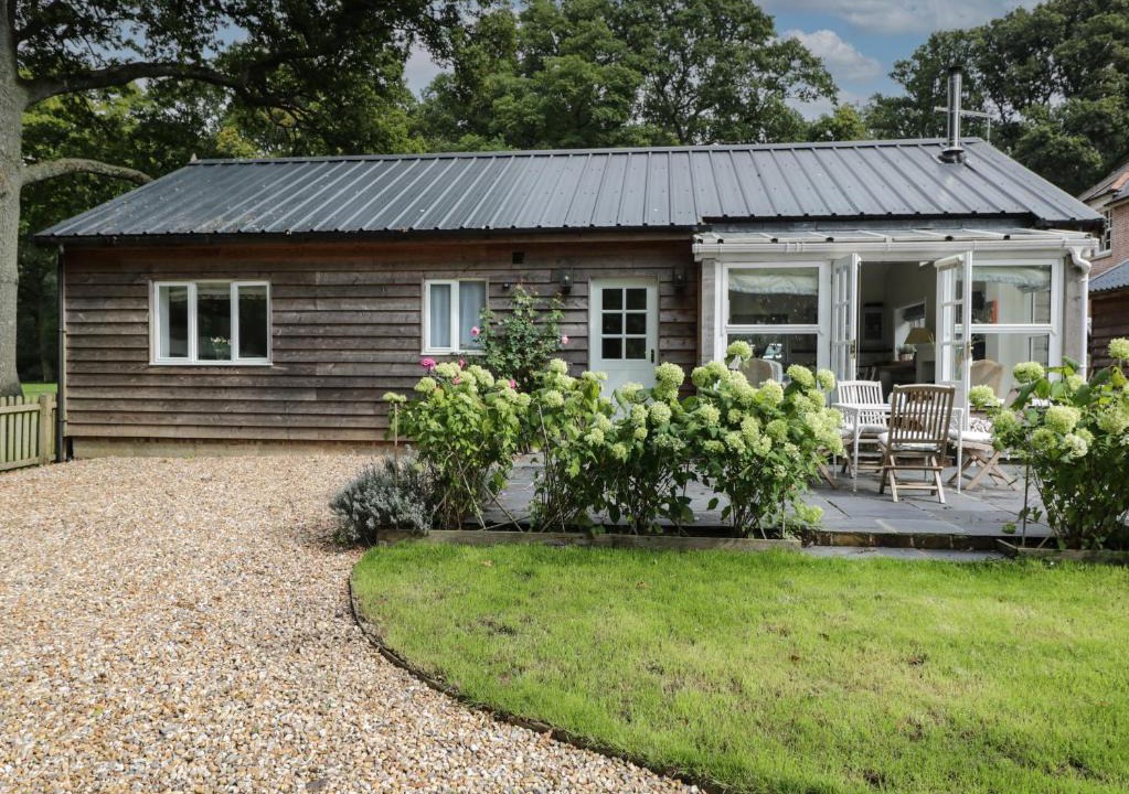 Alresford House | The Roost