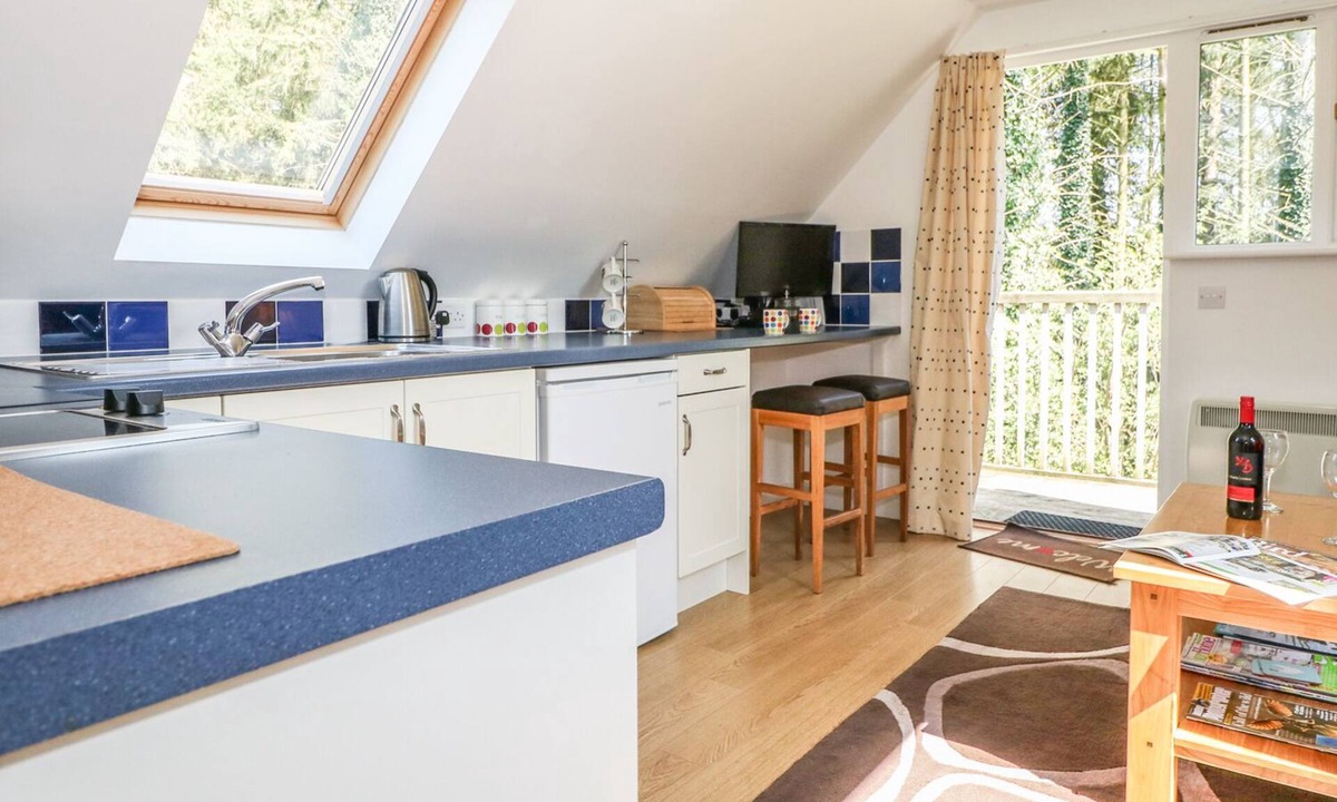 East Tytherley Cottage | The Roost