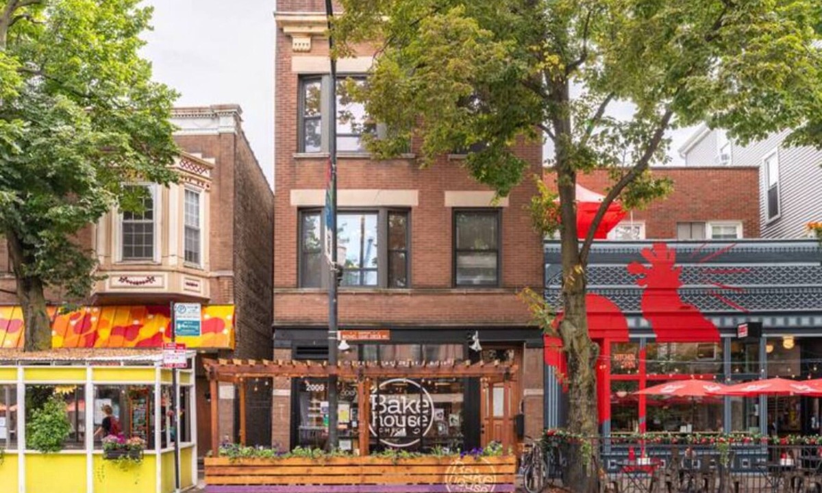 North Center Apartment | The Roscoe Village Guesthouse