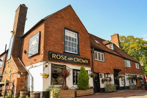 Burwash Bed & Breakfast | The Rose & Crown