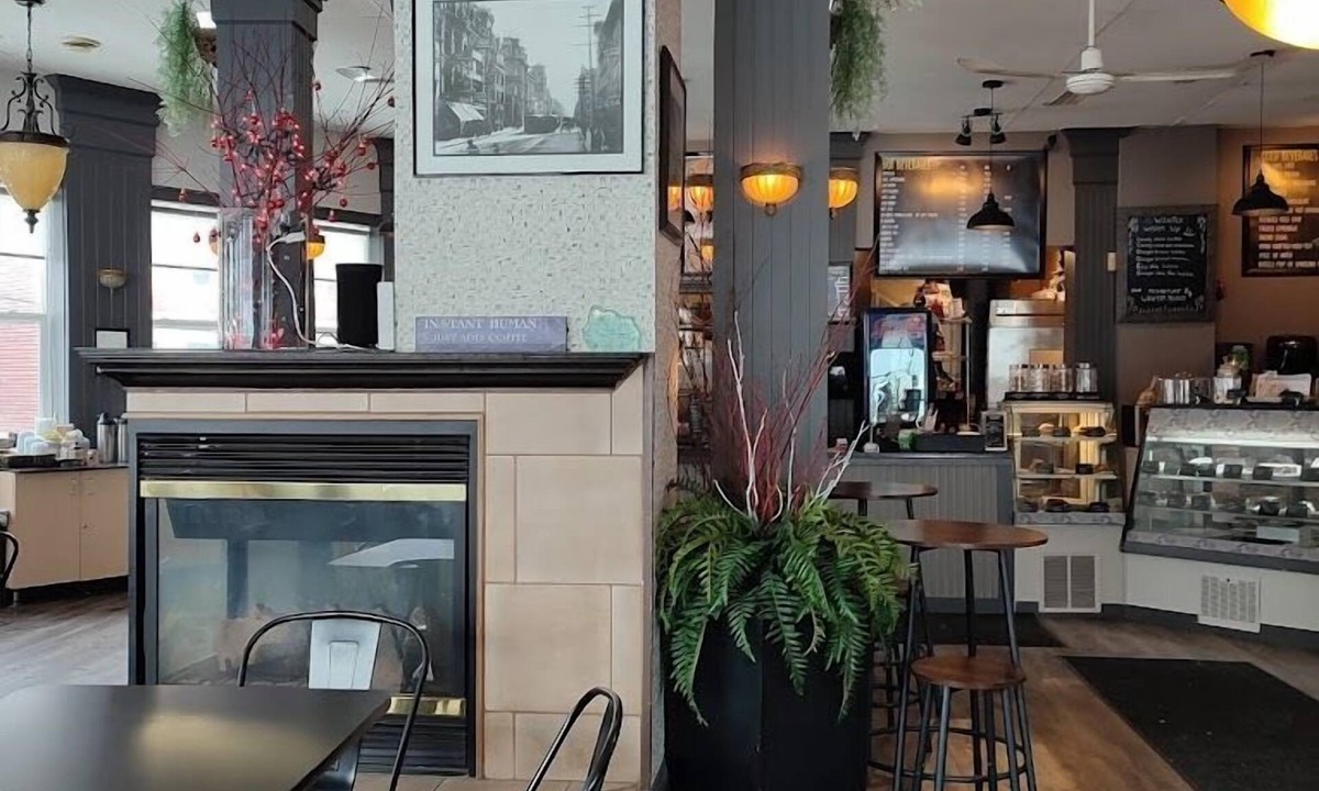 Downtown St. John's Bed & Breakfast | The Roses Heritage Inn