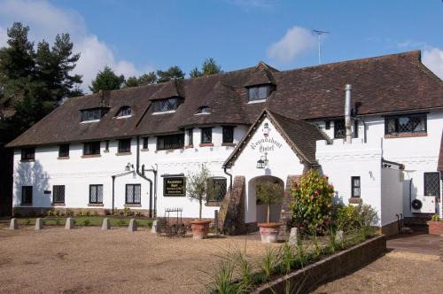 West Chiltington Hotel | The Roundabout Hotel