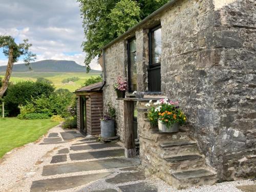 Horton in Ribblesdale House | The Rowe House