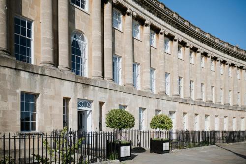 Upper Town Hotel | The Royal Crescent Hotel & Spa