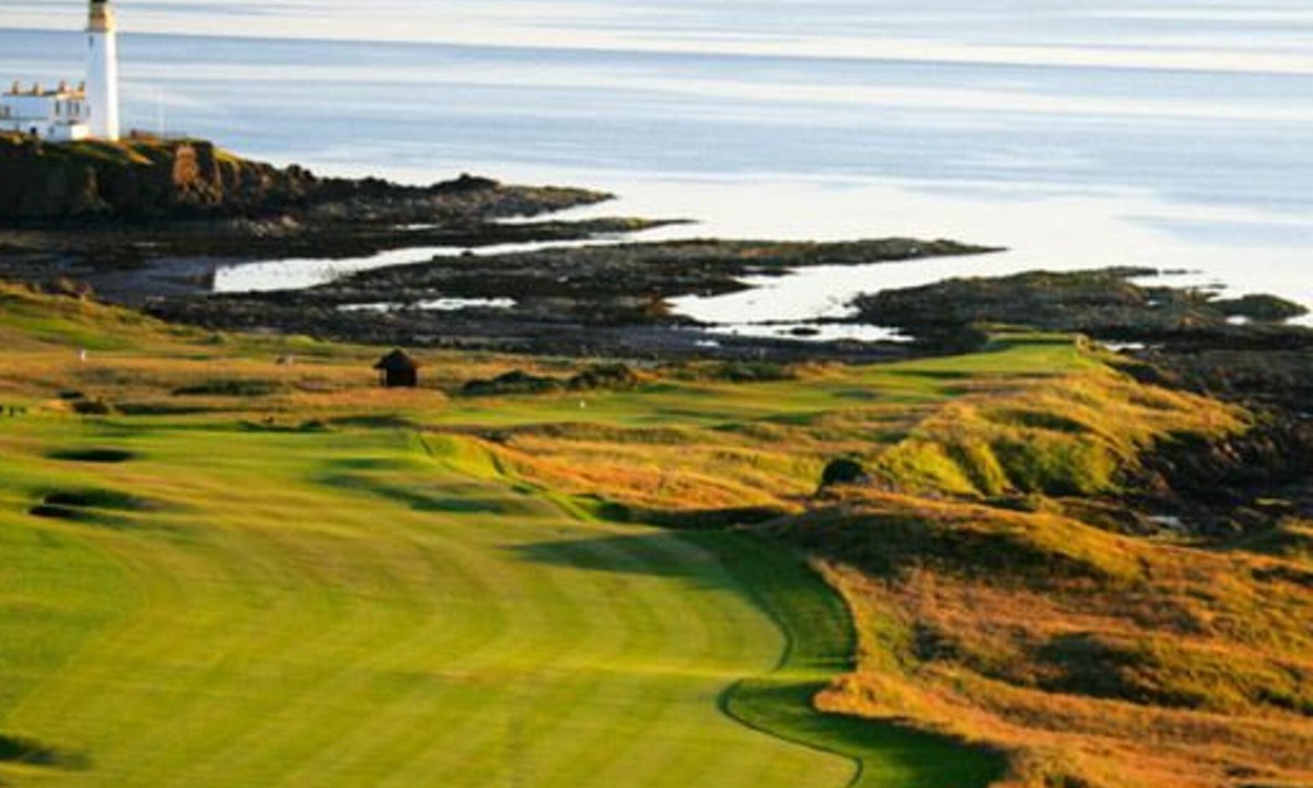 Girvan House | The Royal Hotel