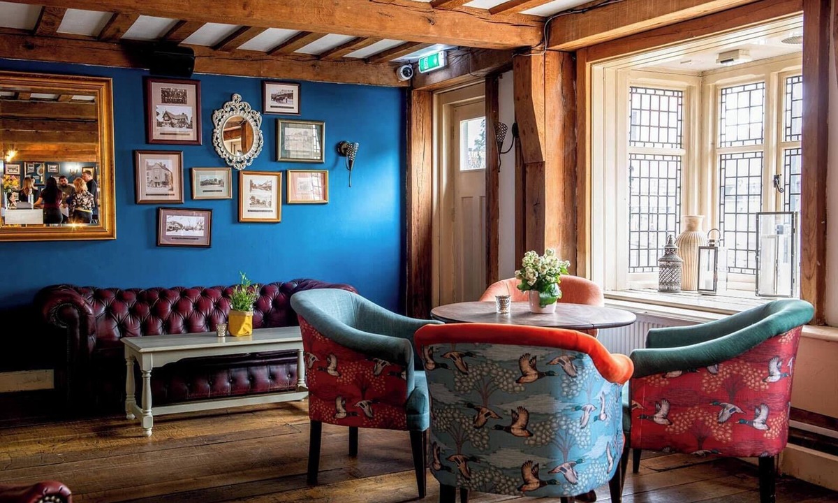 Hawkhurst Hotel | The Royal Oak Hotel